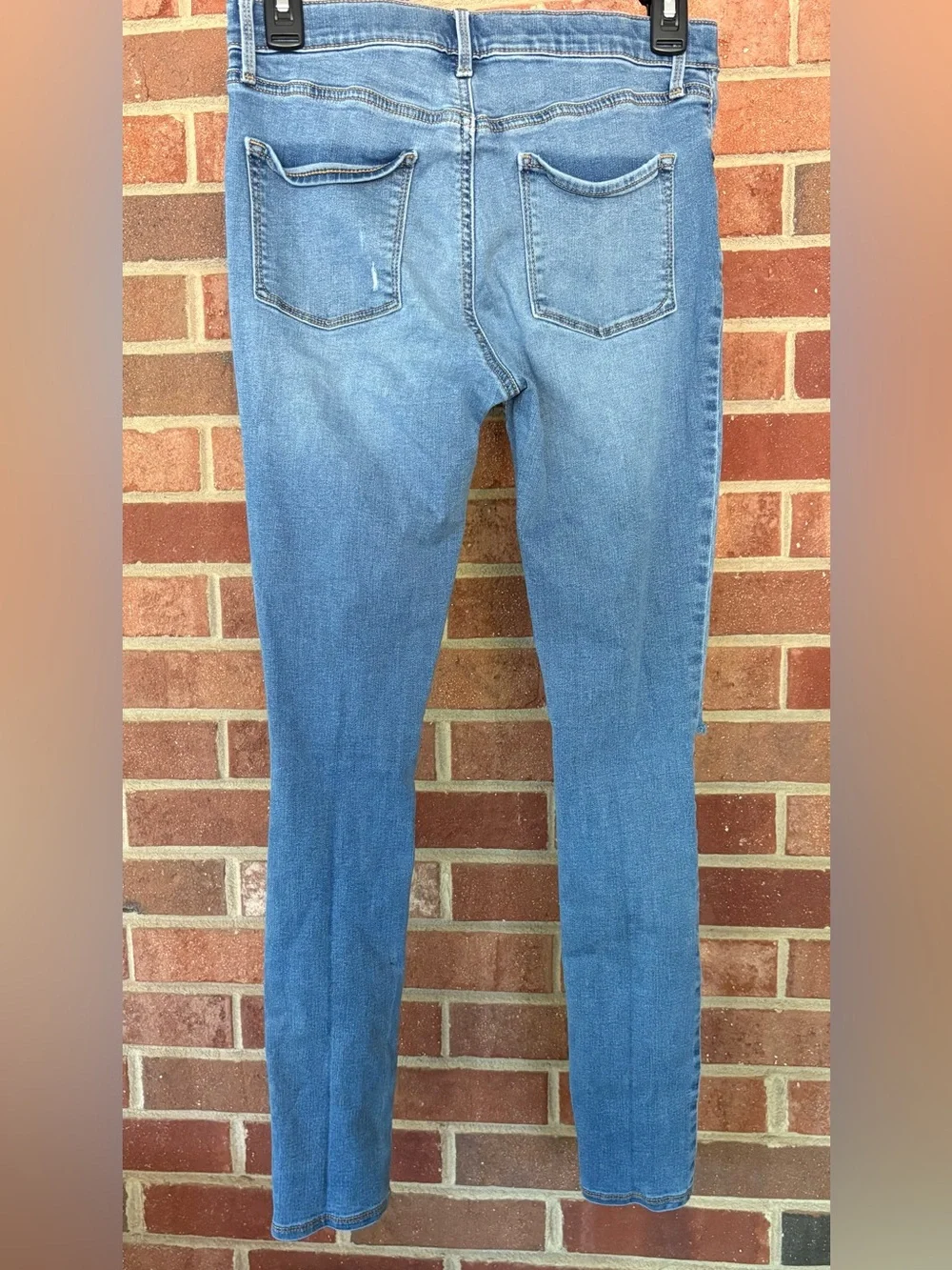 Old Navy Rockstar High-Rise Jegging in size 16 for girl